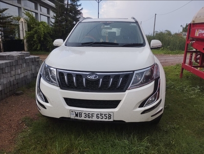 2018 Mahindra XUV500 W10 FWD