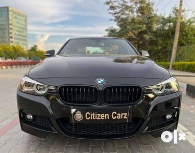BMW 3 Series 2.0 330i Sport Line, 2018, Petrol