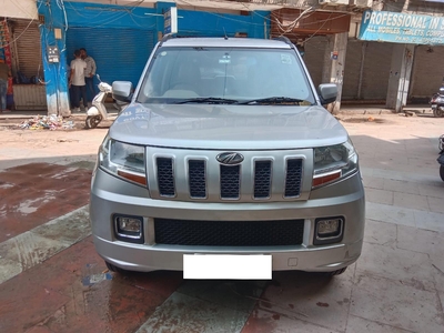 Mahindra TUV 300 T8