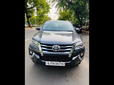 Used 2017 Toyota Fortuner [2016-2021] 2.8 4x4 AT [2016-2020] for sale at Rs. 26,75,000 in Ahmedab