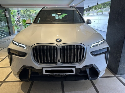 Used 2023 BMW X7 [2019-2023] xDrive40i M Sport for sale at Rs. 1,35,00,000 in Delhi
