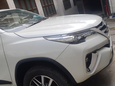 Used 2018 Toyota Fortuner [2016-2021] 2.8 4x4 MT [2016-2020] for sale at Rs. 30,00,000 in Kolkat