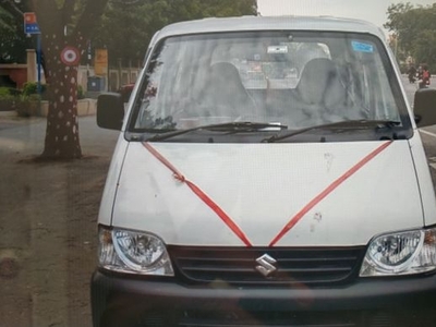 Used Maruti Suzuki Eeco 2022 27807 kms in Ahmedabad