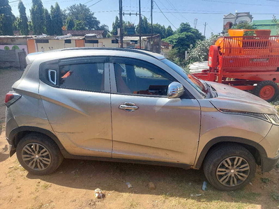 Mahindra KUV100 K4 5 STR