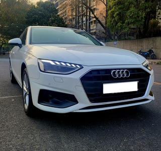 Audi A4 Premium Plus BSVI