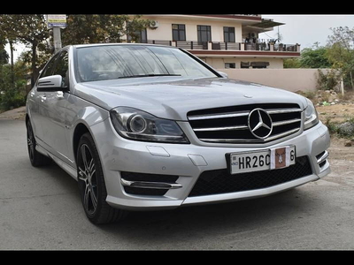 Mercedes-Benz C-Class 220 BlueEfficiency