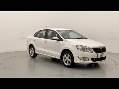 Skoda Rapid 1.6 MPI Style Plus