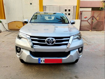 Toyota Fortuner 2.8 4x2 MT [2016-2020]