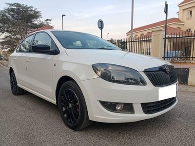 2015 Skoda Rapid 1.5 TDI AT Elegance Black Package