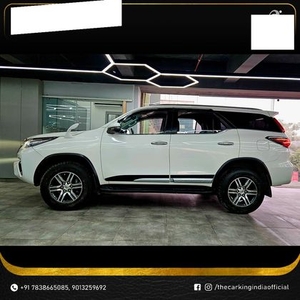 2018 Toyota Fortuner 2.8 4WD AT