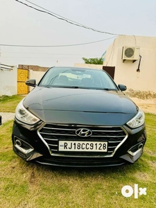 Hyundai verna 2019 model, black colour , excellent condition for sale