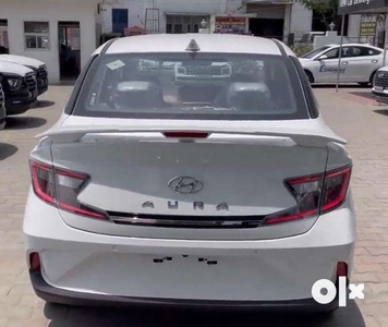 Now buy Hyundai Aura cng T permit car in low to low downpayment