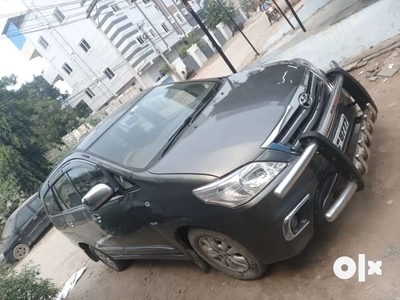 Toyota Innova 2010 Diesel Well Maintained