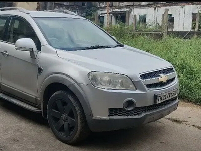 Used 2008 Chevrolet Captiva [2008-2012] LTZ AWD AT for sale at Rs. 2,50,000 in Vello