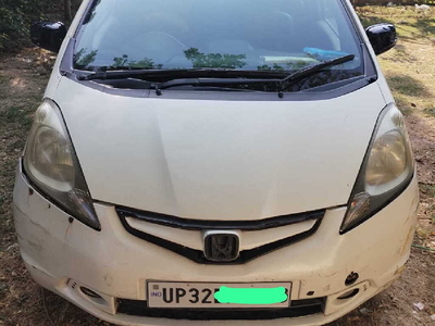 Used 2010 Honda Jazz [2009-2011] Base Old for sale at Rs. 3,00,000 in Chandigarh