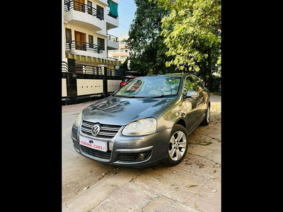 Used 2010 Volkswagen Jetta [2008-2011] Comfortline 1.9 TDI AT for sale at Rs. 5,50,000 in Vado