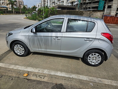 Used 2013 Hyundai Elite i20 [2016-2017] Magna 1.2 [2016-2017] for sale at Rs. 3,75,000 in Kalyan