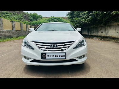 Used 2013 Hyundai Sonata 2.4 GDi MT for sale at Rs. 6,45,000 in Pun