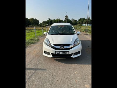 Used 2015 Honda Mobilio S Petrol for sale at Rs. 5,21,000 in Surat