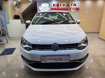 Used 2015 Volkswagen Polo [2014-2015] Highline1.2L (P) for sale at Rs. 2,99,991 in Kolkat