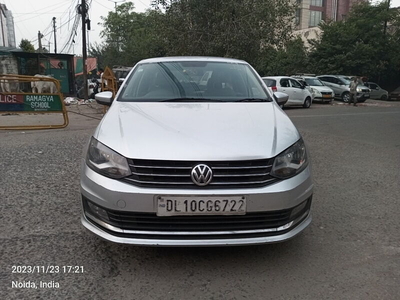 Used 2015 Volkswagen Vento [2014-2015] Highline Petrol AT for sale at Rs. 5,65,000 in Delhi
