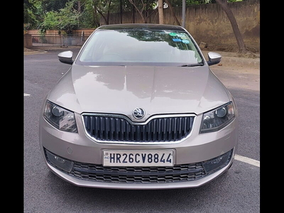 Used 2016 Skoda Octavia [2017-2021] 1.8 TSI Style Plus AT [2017] for sale at Rs. 11,75,000 in Delhi