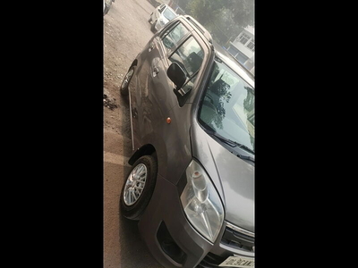 Used 2017 Maruti Suzuki Wagon R 1.0 [2014-2019] LXI CNG (O) for sale at Rs. 3,50,000 in Delhi