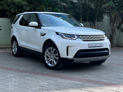 Used 2018 Land Rover Discovery 3.0 HSE Luxury Petrol for sale at Rs. 49,90,000 in Chennai