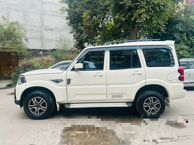 Used 2018 Mahindra Scorpio 2021 S3 2WD 7 STR for sale at Rs. 9,49,000 in Delhi