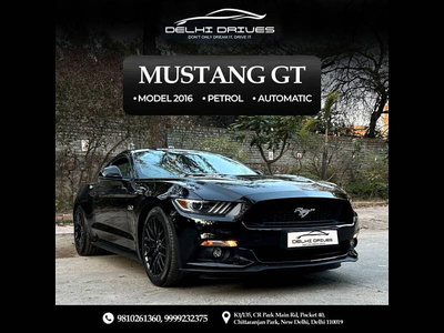 Ford Mustang GT Fastback 5.0L v8