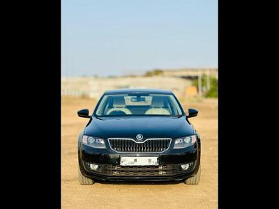 Used 2016 Skoda Octavia [2013-2015] Style TDI AT for sale at Rs. 12,85,000 in Surat