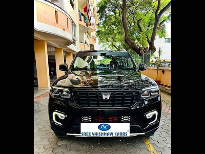 Mahindra Scorpio N Z8 L Diesel AT 4WD 7 STR [2022]