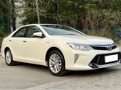 Toyota Camry Hybrid