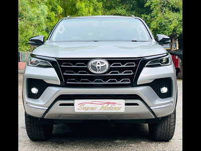 Toyota Fortuner 2.7 4x2 AT [2016-2020]