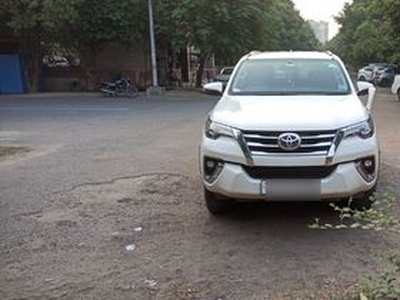2017 Toyota Fortuner 2.8 2WD AT BSIV