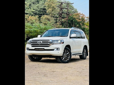 Used 2015 Toyota Land Cruiser [2011-2015] LC 200 VX for sale at Rs. 99,00,000 in Pun