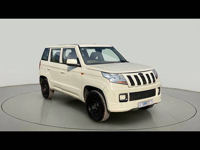 Mahindra TUV300 T4 Plus