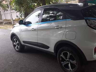 Tata Nexon EV Prime XZ Plus