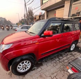 2017 Mahindra TUV 300 T8