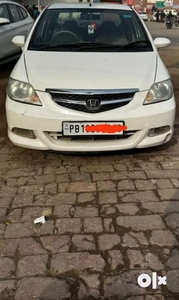 Honda City ZX 2006 Petrol Well Maintained