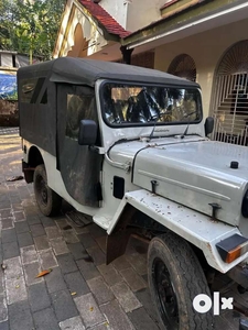 Mahindra Jeep 1990
