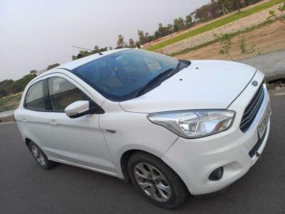 Used 2015 Ford Aspire [2015-2018] Titanium 1.5 Ti-VCT AT for sale at Rs. 4,70,000 in Warangal