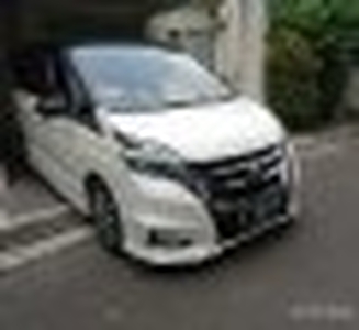 2022 Nissan Serena Highway Star Putih -