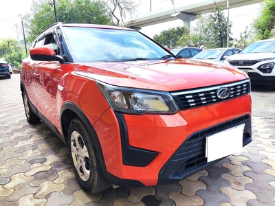 Mahindra XUV300 W6 Diesel