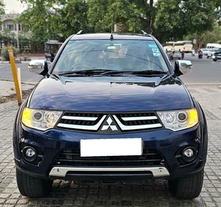 Mitsubishi Pajero Sport 4X2 AT