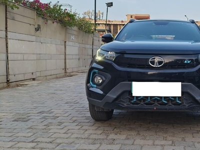 Tata Nexon EV XZ Plus Lux Dark Edition