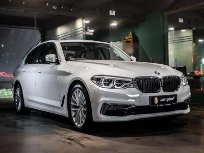 2019 BMW 5 Series 520d Luxury Line