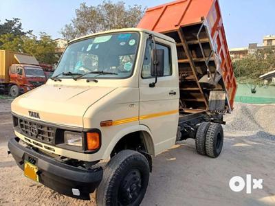 TATA 407 DOUBLE TYRE TIPPER