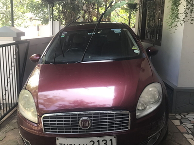 Used 2009 Fiat Linea [2008-2011] Emotion 1.3 MJD for sale at Rs. 2,45,000 in Kochi