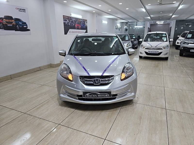 Used 2014 Honda Amaze [2016-2018] 1.2 S i-VTEC for sale at Rs. 3,75,000 in Delhi